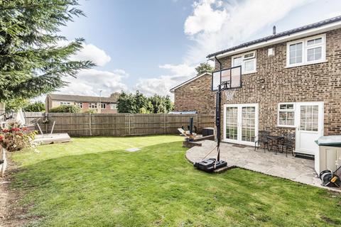 8 Sedgewood Close, Bromley, BR2 7QL