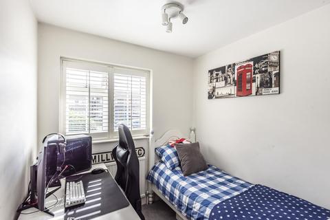 8 Sedgewood Close, Bromley, BR2 7QL