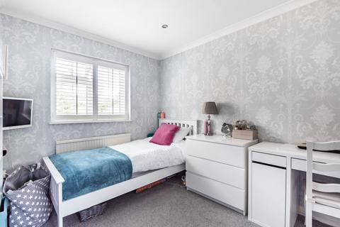 8 Sedgewood Close, Bromley, BR2 7QL