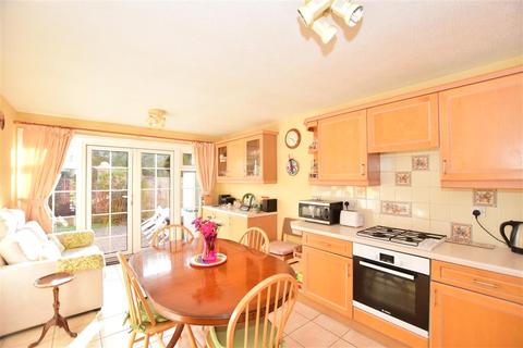 8 Bridgewick Close, Lewes, BN7 2EQ