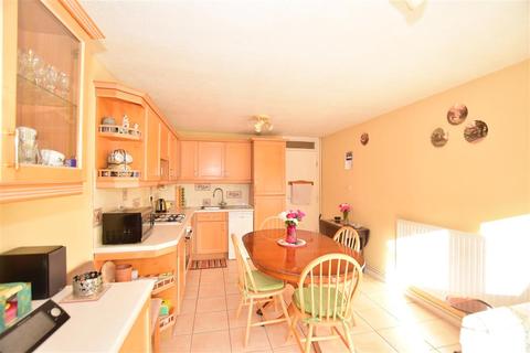 8 Bridgewick Close, Lewes, BN7 2EQ