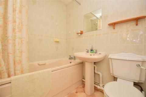 8 Bridgewick Close, Lewes, BN7 2EQ