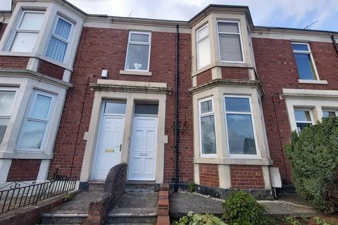 2 bedroom flat to rent, Market Lane, Dunston, Gateshead NE11