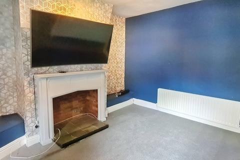 2 bedroom flat to rent, Market Lane, Dunston, Gateshead NE11