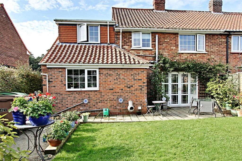 Plantation Drive, North Ferriby, HU14 4 bed semidetached house £225,000