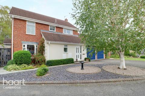 4 Hollytrees, Bar Hill, Cambridge, CB23 8SF