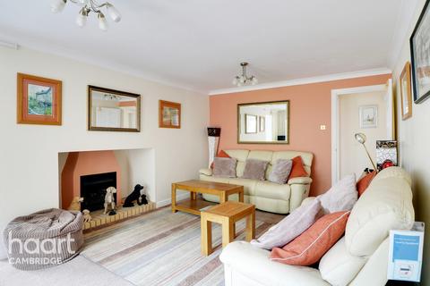 4 Hollytrees, Bar Hill, Cambridge, CB23 8SF