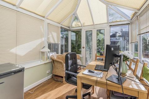 22 Rosebery Road, Kingston Upon Thames, KT1 3LN