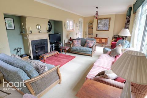 Foxhill Boundary Road, Grayshott, Hindhead, GU26 6TX