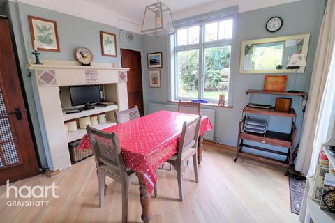 Foxhill Boundary Road, Grayshott, Hindhead, GU26 6TX