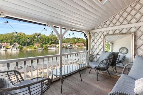 3 bedroom terraced house for sale, Riverside Cottages, Manor Road, Walton-on-Thames, Surrey, KT12