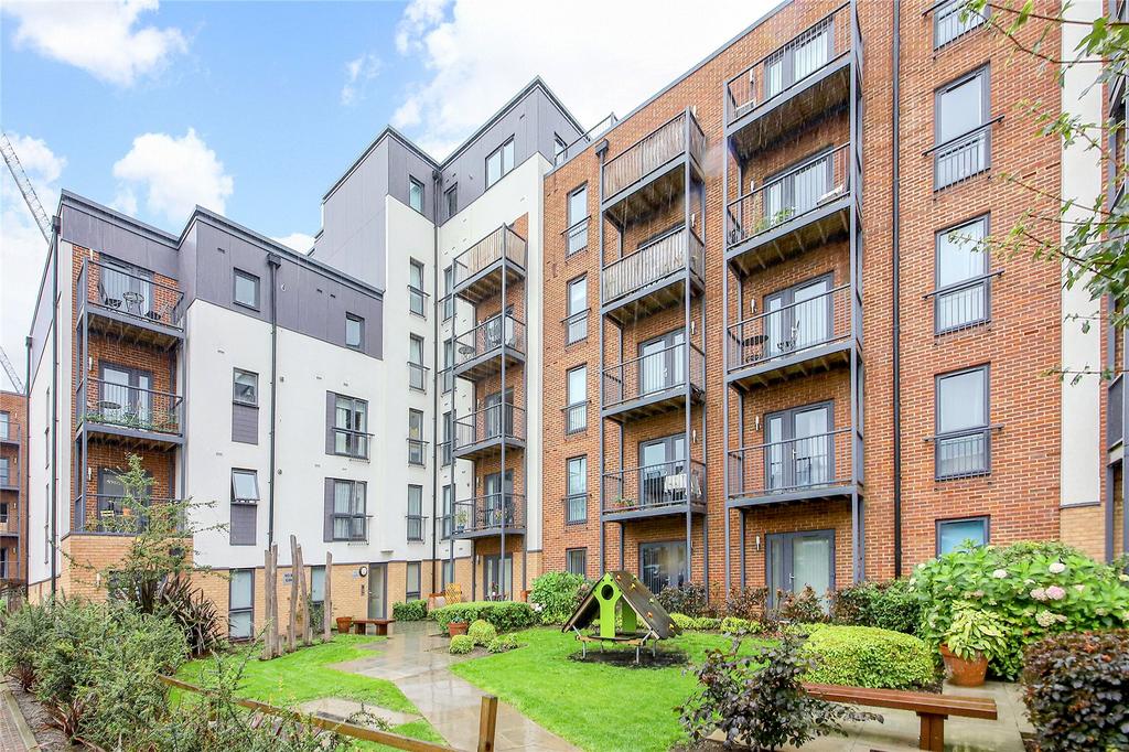 Fairthorn Road, Charlton, SE7 2 bed property £1,500 pcm (£346 pw)