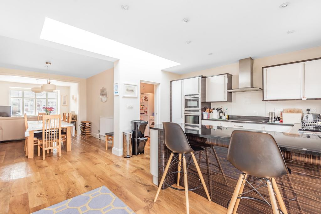 Kitchen/dining area