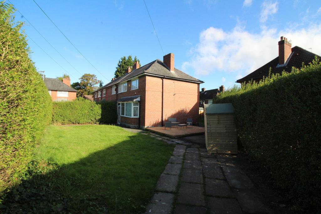 Lyndene Road, Manchester, M22 4QA 3 bed end of terrace house £200,000