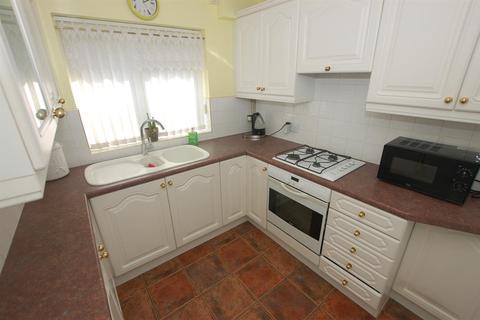 3 Edinburgh Crescent, Stourbridge, DY8 5HB