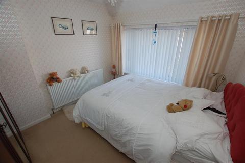3 Edinburgh Crescent, Stourbridge, DY8 5HB