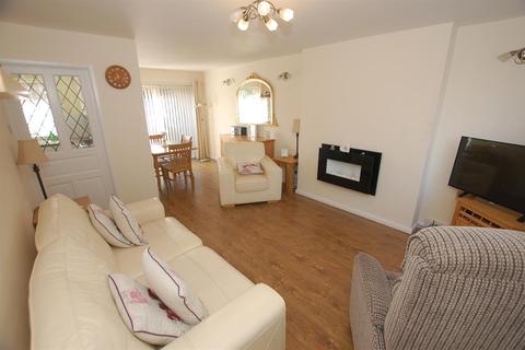 3 Edinburgh Crescent, Stourbridge, DY8 5HB