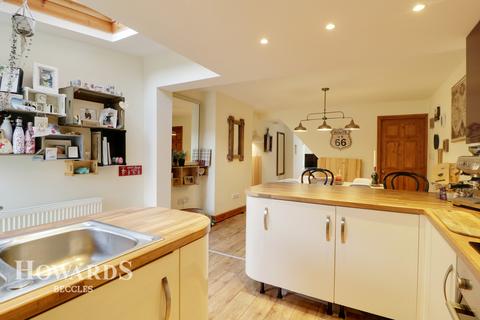 27 Alexandra Road, Beccles, NR34 9UD