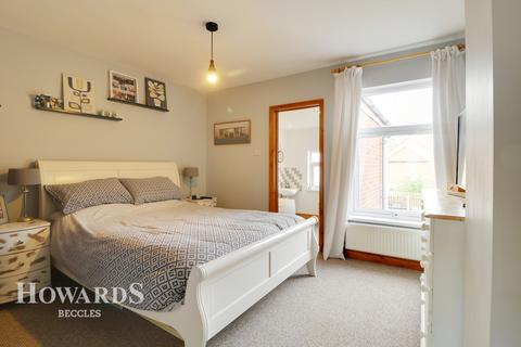 27 Alexandra Road, Beccles, NR34 9UD