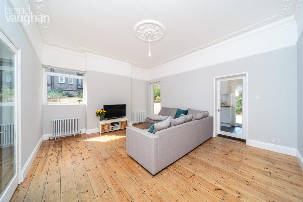 Walsingham Road, Hove, BN3 2 bed apartment £425,000