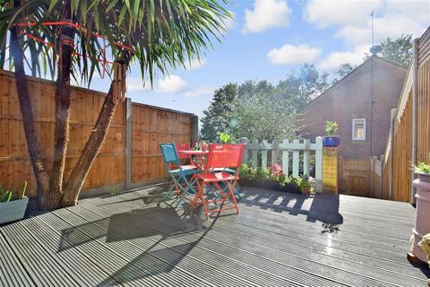 25 Broadlands, Sturry, Canterbury, CT2 0BE