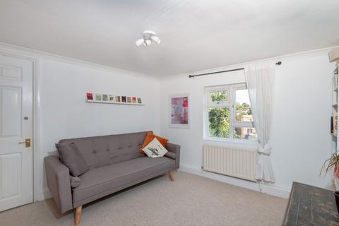 7 Cotswold Street, London, SE27 0DW