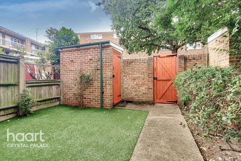 5 Beaver Close, London, SE20 8DX