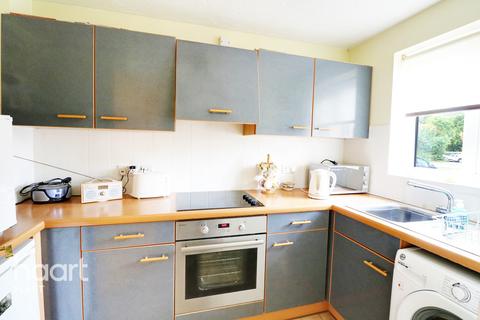 19 Barn Meadow Close, Church Crookham, Fleet, GU52 0YB