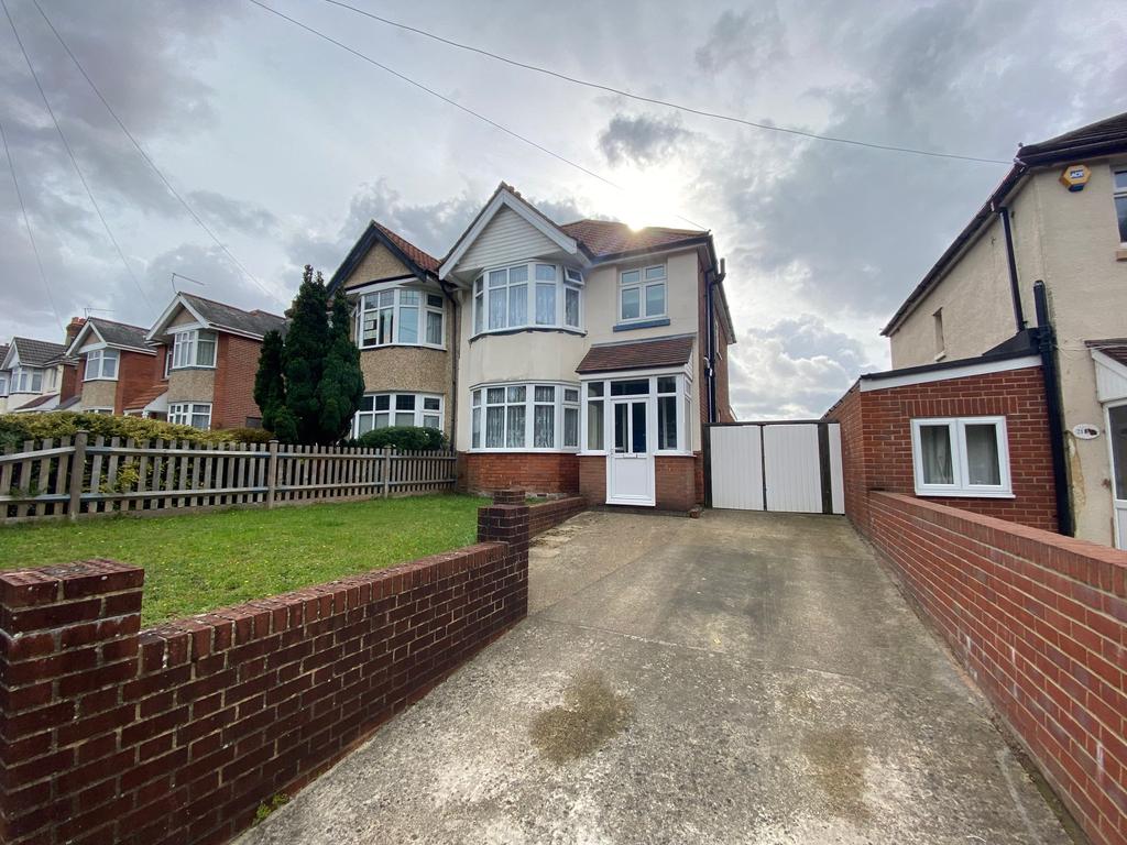 Upper Brownhill Road, Southampton SO16 3 bed semidetached house £345,000