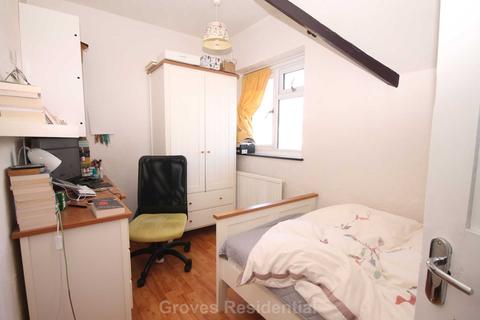 42 Mount Pleasant Road, New Malden, KT3 3LB