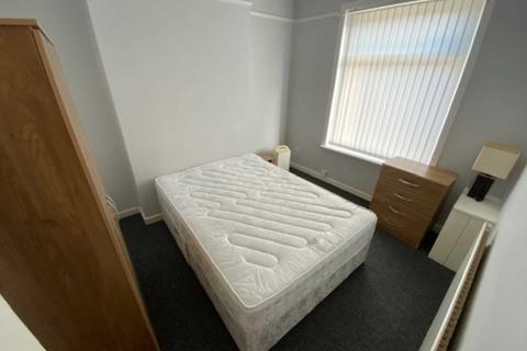 4 bedroom house share to rent - Hafton Road, Salford