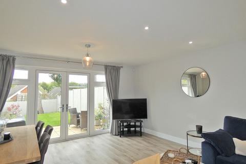 8 Mimosa Close, Epsom, KT17 3FF
