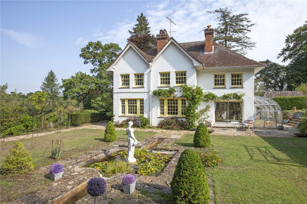 Country Houses For Sale In Surrey Uk