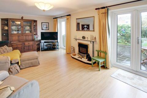 12 Aberford Close, Reading, RG30 2NX