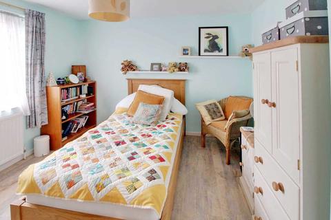 12 Aberford Close, Reading, RG30 2NX