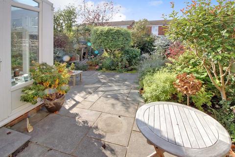 12 Aberford Close, Reading, RG30 2NX