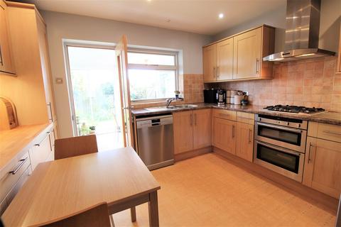 5 Brill Close, Marlow, SL7 2RH