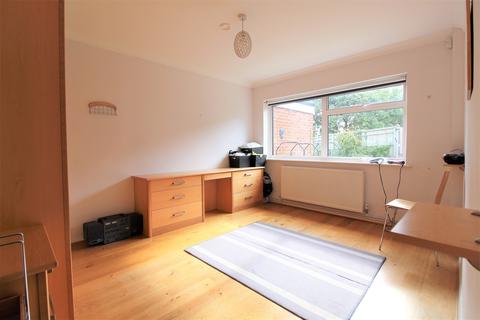 5 Brill Close, Marlow, SL7 2RH