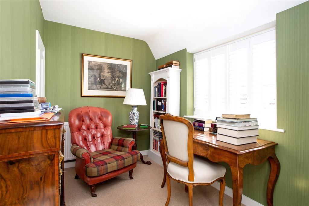 Bedroom/Study