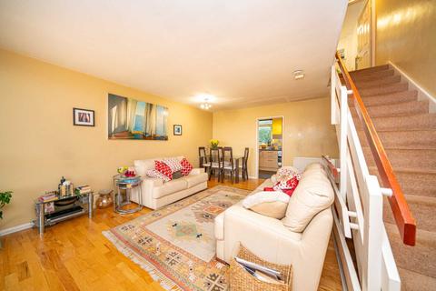 11 Mill Close, Hemel Hempstead, HP3 8AD