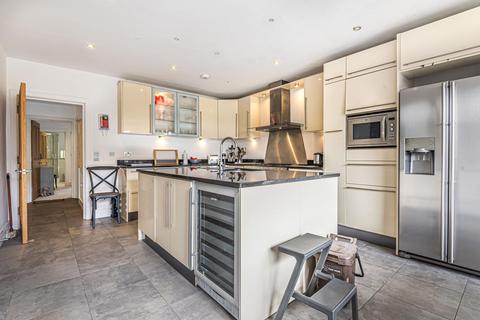 49a Cottenham Park Road, London, SW20 0SB