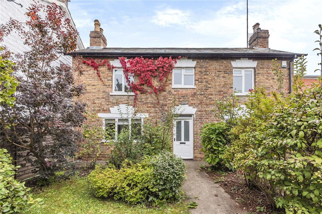 Rowanfield Road, Cheltenham, GL51 3 bed detached house £395,000