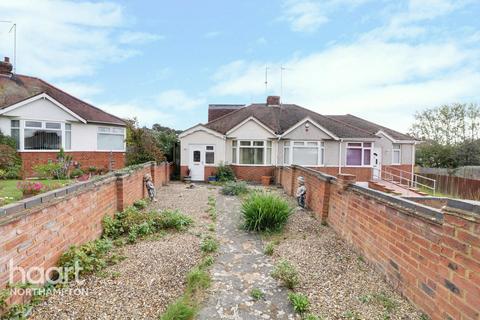10 Sandhills Close, Northampton, NN2 8EB