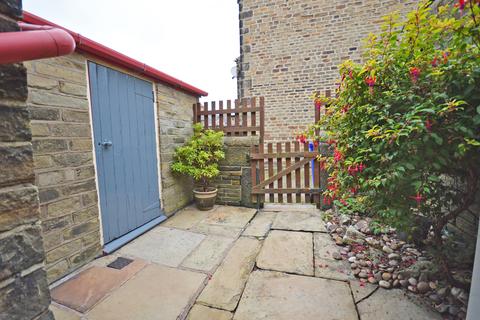 13 Devonshire Street, Skipton, BD23 2ET