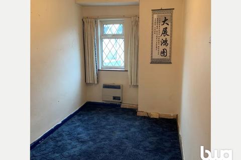 8 Boundary Close, Willenhall, WV13 3NZ