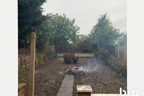 8 Boundary Close, Willenhall, WV13 3NZ