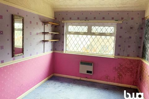 8 Boundary Close, Willenhall, WV13 3NZ