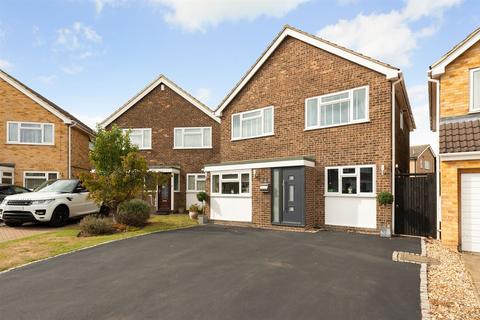 11 Darenth Close, Herne Bay, CT6 7EX