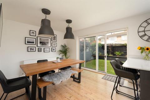11 Darenth Close, Herne Bay, CT6 7EX