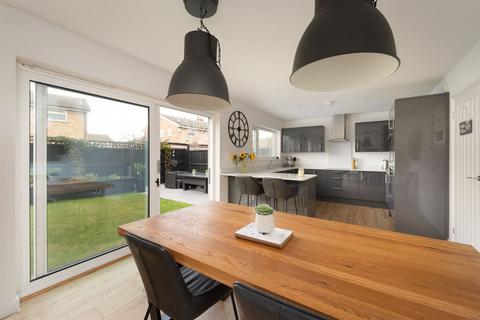 11 Darenth Close, Herne Bay, CT6 7EX